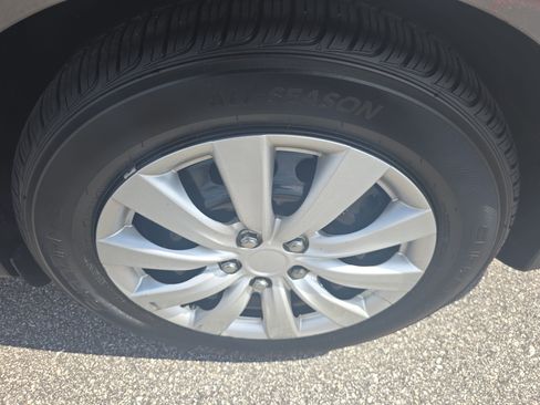 Used 2014 Ford Focus SE FWD image 31