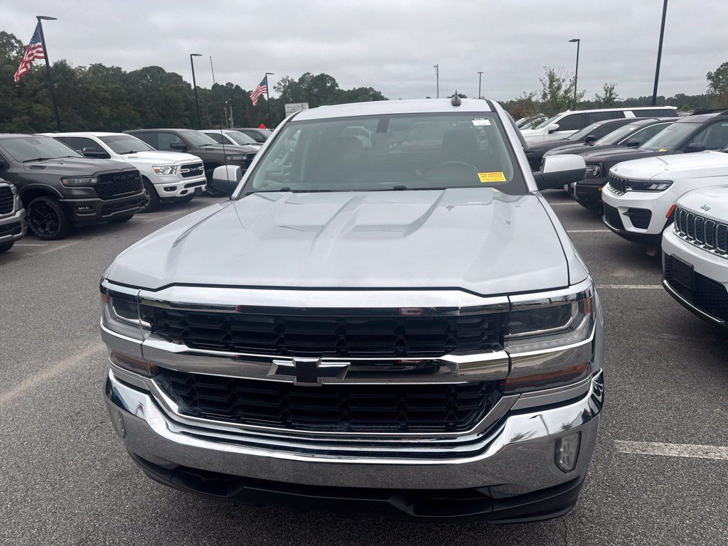 Used 2016 Chevrolet Silverado 1500 LT w/ All Star Edition AWD/4WD image 2