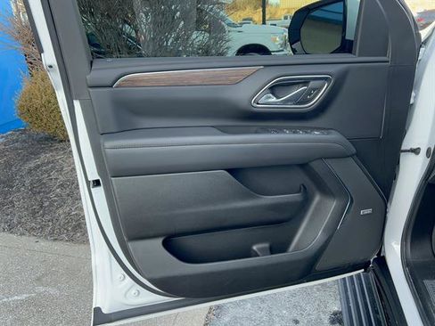 Used 2023 Chevrolet Tahoe High Country image 12
