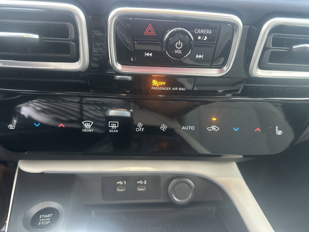 New 2026 Nissan Sentra SL w/ Floor Mat Package FWD image 17