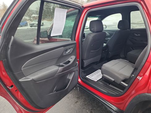 Certified 2024 Chevrolet Traverse LT image 24