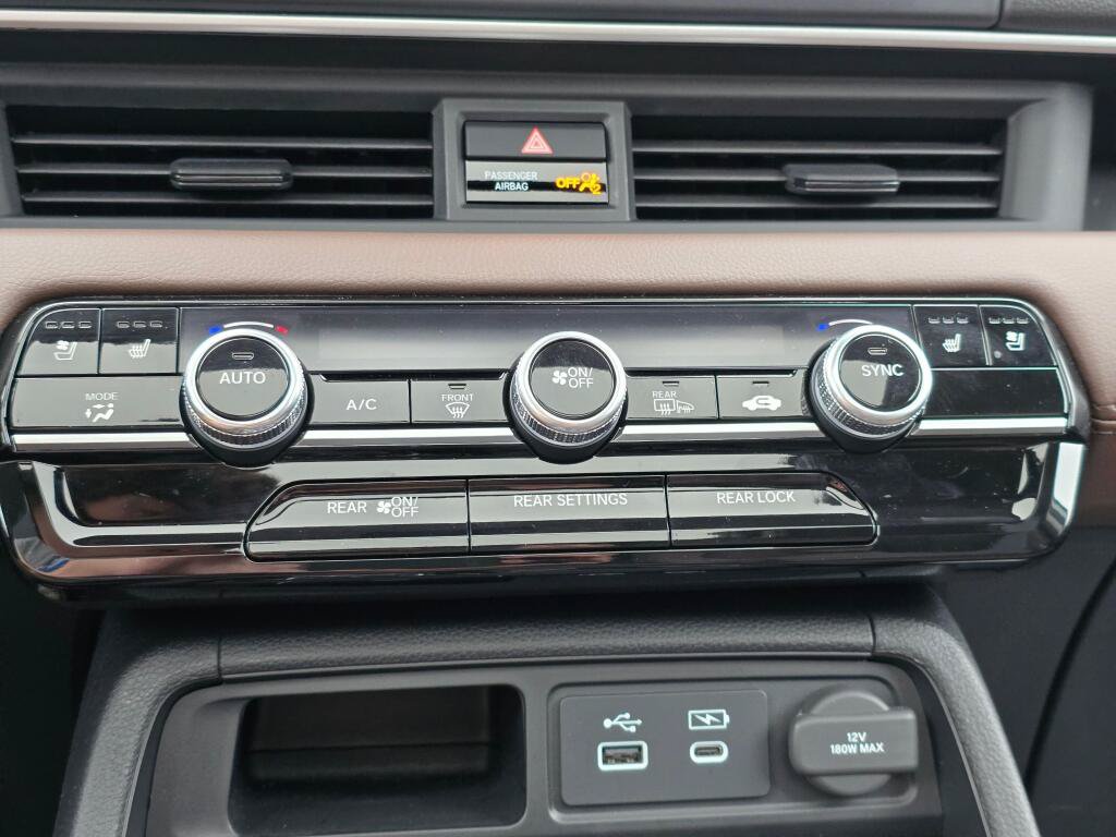 Certified 2024 Honda Pilot Elite image 24
