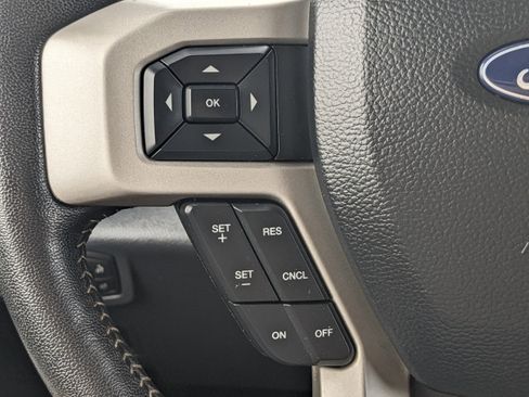 Used 2022 Ford F250 Lariat w/ Lariat Ultimate Package AWD/4WD image 21