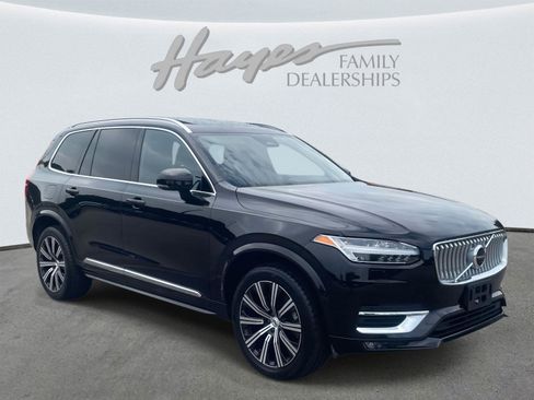 Used 2023 Volvo XC90 B6 Plus image 7
