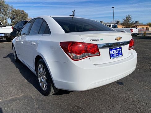 Used 2011 Chevrolet Cruze Eco image 11