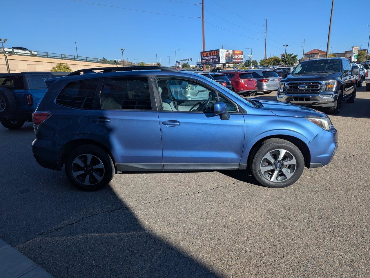 Used 2017 Subaru Forester 2.5i Premium w/ All-Weather Package AWD/4WD image 6