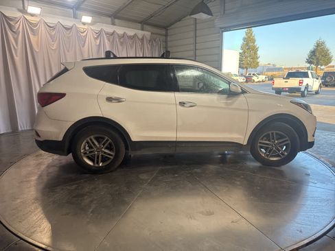Used 2017 Hyundai Santa Fe Sport w/ 2.4L Tech Package 04 image 4