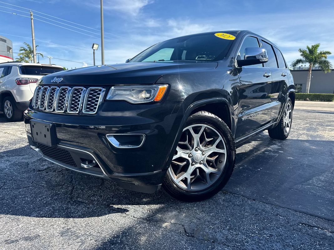 Used 2021 Jeep Grand Cherokee Overland AWD/4WD image 1