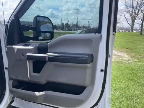 Used 2022 Ford F250 XLT AWD/4WD image 32