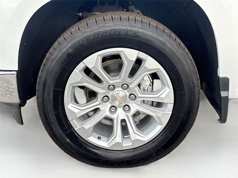 Used 2023 Chevrolet Silverado 1500 LTZ w/ LTZ Convenience Package II image 34