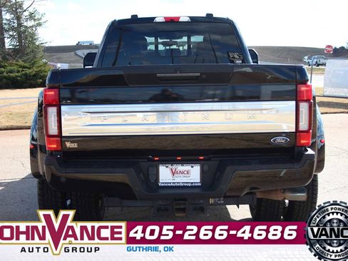 Used 2022 Ford F350 Platinum image 9