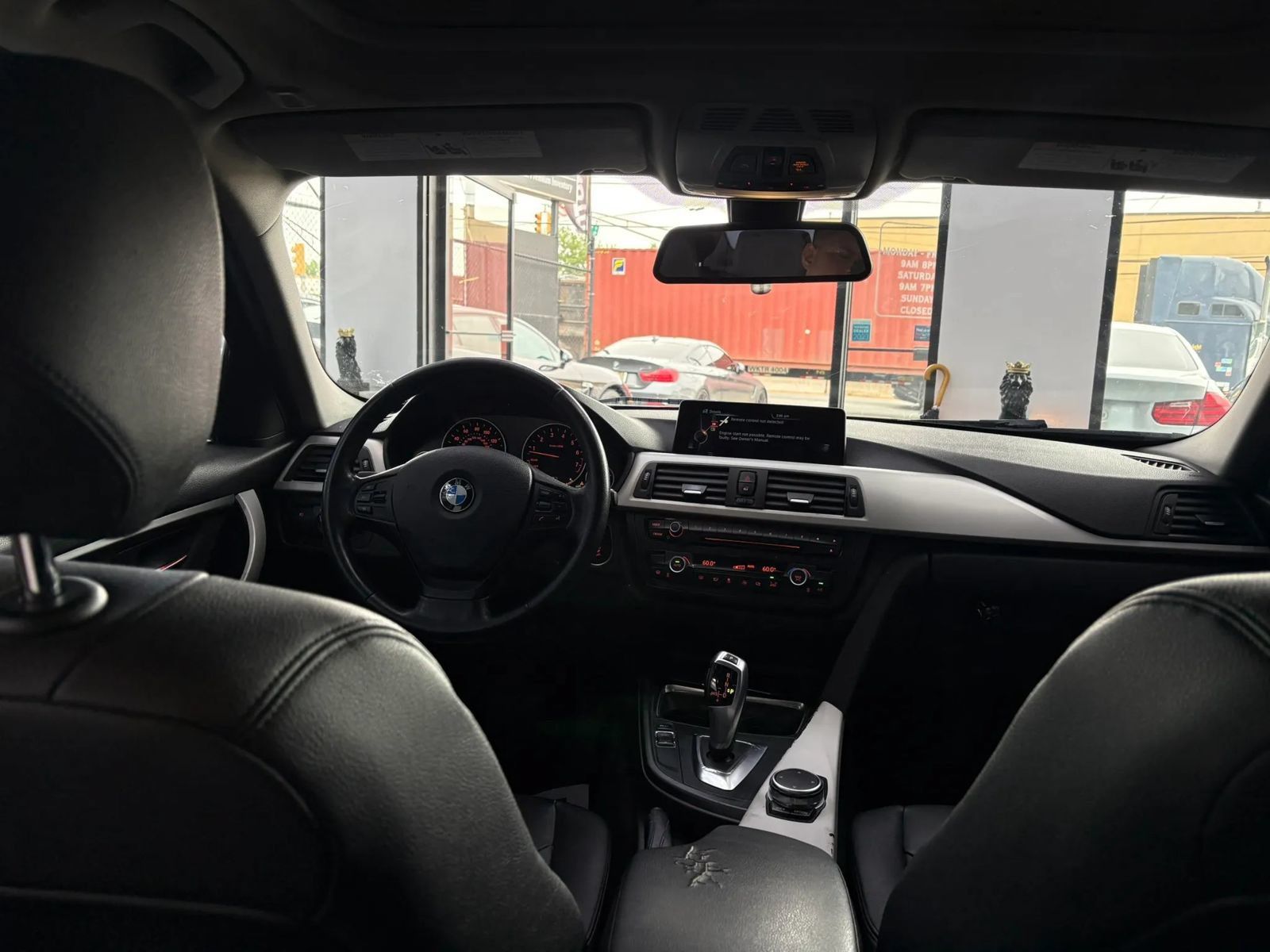 Used 2015 BMW 320i Sedan RWD image 8