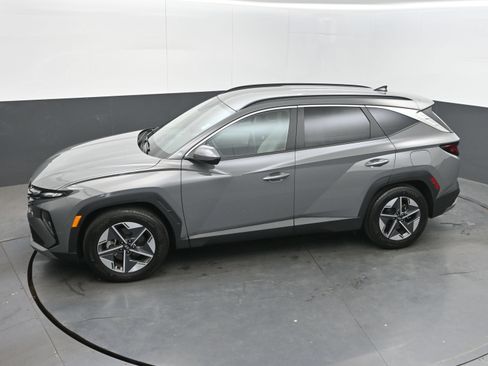 Used 2025 Hyundai Tucson SEL FWD image 35