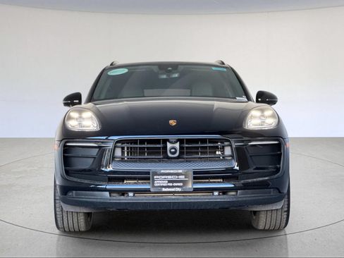 Certified 2026 Porsche Macan AWD/4WD image 11