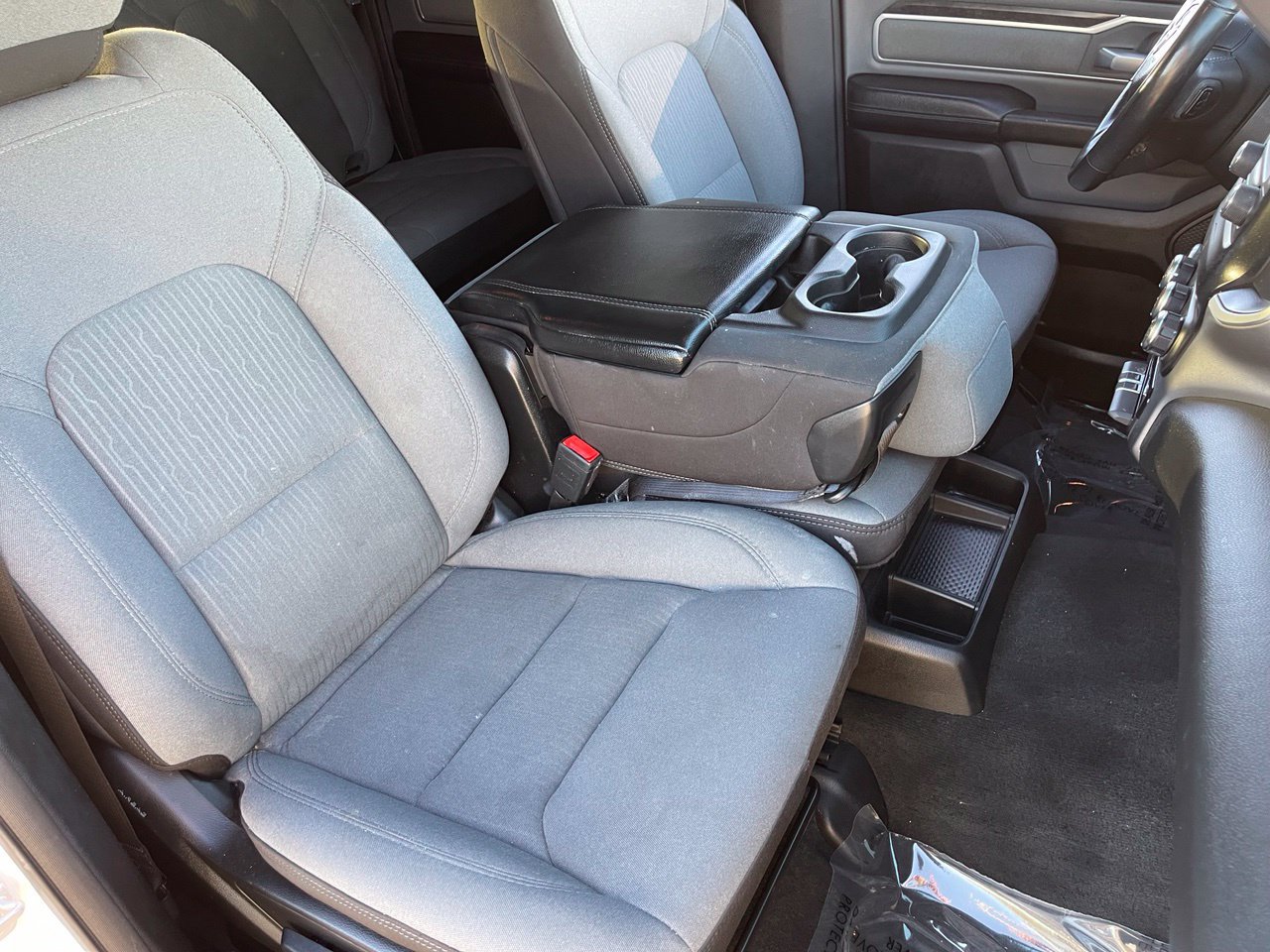 Used 2022 RAM 1500 Big Horn AWD/4WD image 12