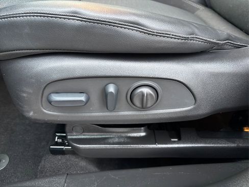 Used 2023 Buick Encore GX Select image 38