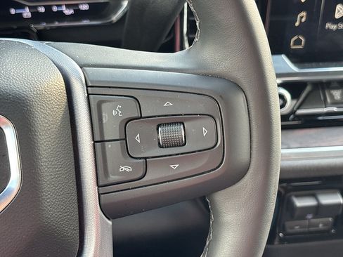 Used 2025 GMC Sierra 2500 SLT AWD/4WD image 18
