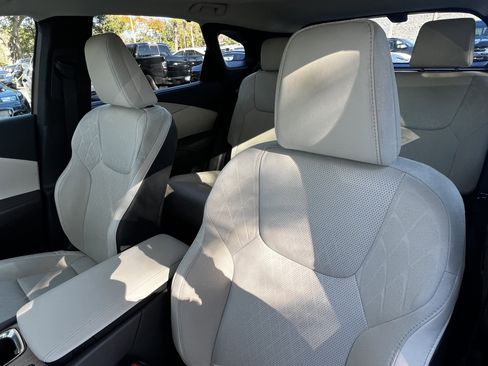Used 2024 Lexus RX 350 image 17