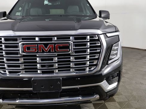 Used 2025 GMC Yukon Denali AWD/4WD image 20