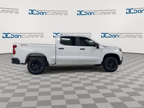 Used 2021 Chevrolet Silverado 1500 LT Trail Boss AWD/4WD image 9