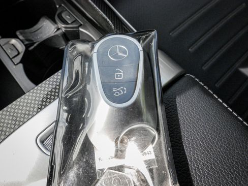 Used 2022 Mercedes-Benz C 300 4MATIC Sedan image 35