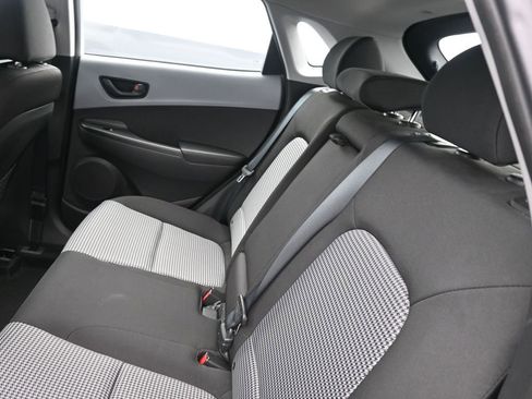 Used 2020 Hyundai Kona SE image 23