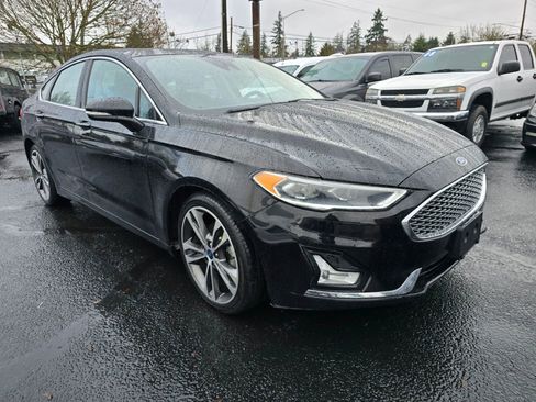 Used 2020 Ford Fusion Titanium image 7
