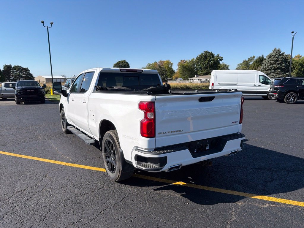 Used 2024 Chevrolet Silverado 1500 RST w/ Convenience Package II AWD/4WD image 5