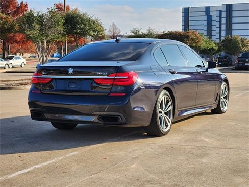 Used 2019 BMW 750i xDrive w/ Executive Package image 5