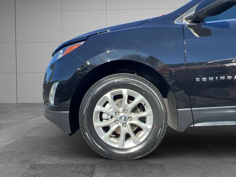 Used 2021 Chevrolet Equinox LT image 22