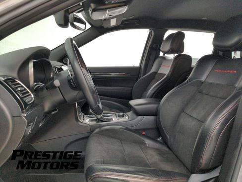 Used 2019 Jeep Grand Cherokee Trailhawk AWD/4WD image 17