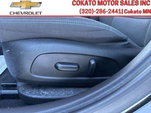 Used 2018 Chevrolet Cruze LT w/ Convenience Package image 17