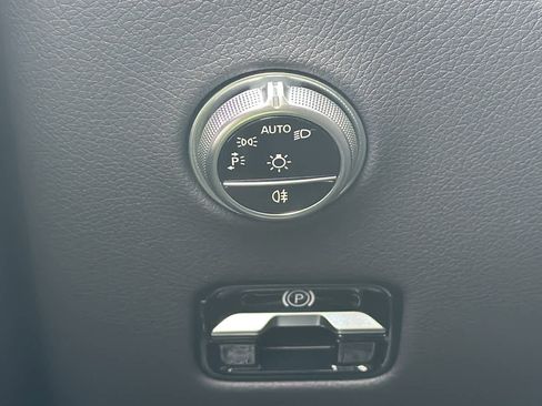 New 2025 Mercedes-Benz GLC 63 AMG S image 18