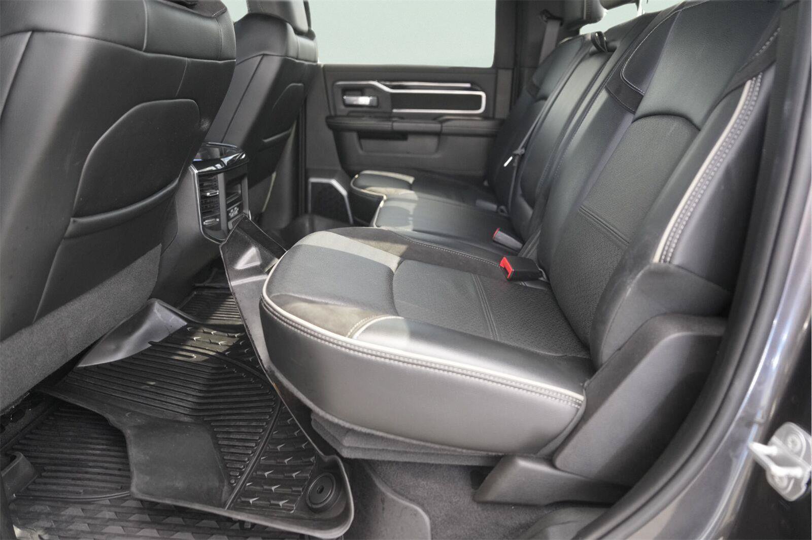 Used 2022 RAM 2500 Laramie AWD/4WD image 12