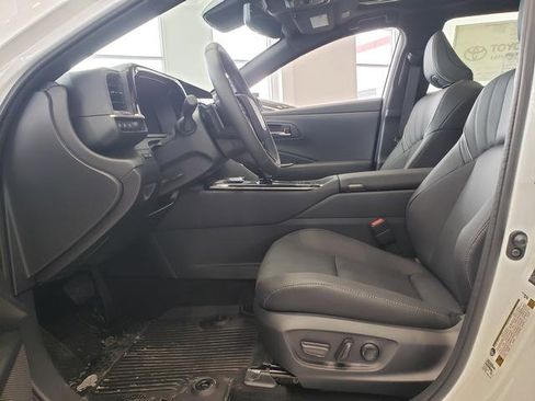 New 2025 Toyota Crown Signia image 10