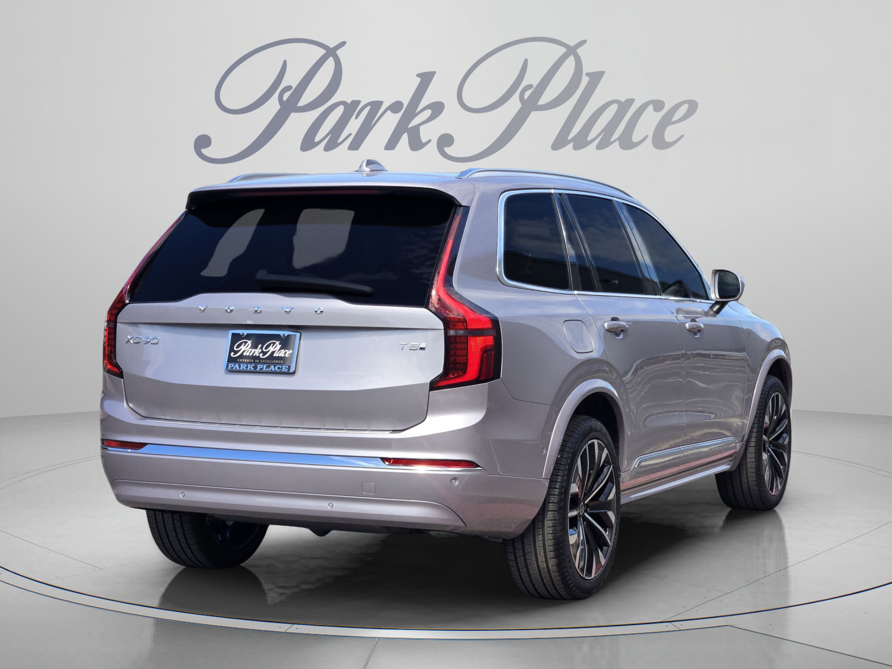 New 2026 Volvo XC90 T8 Plus w/ Protection Package Premier AWD/4WD image 6