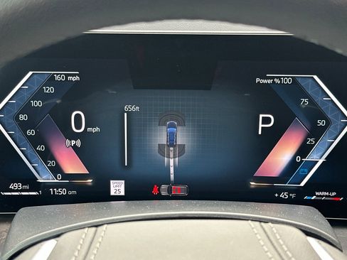 Used 2025 BMW X7 xDrive40i w/ Premium Package image 35