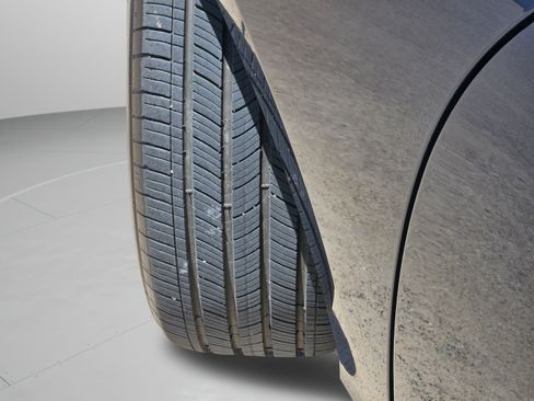 Used 2024 Honda Accord EX image 29