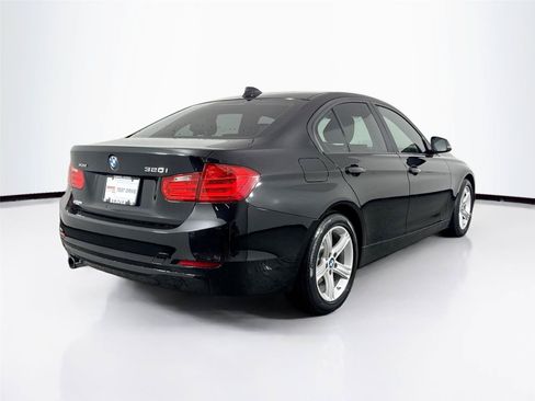 Used 2015 BMW 320i xDrive Sedan AWD/4WD image 2