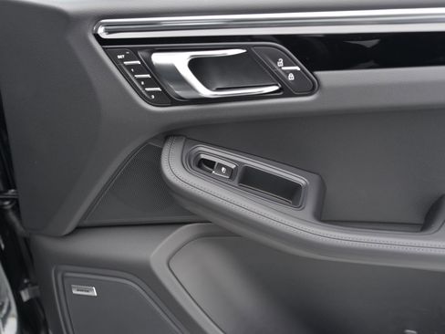 New 2026 Porsche Macan S AWD/4WD image 18