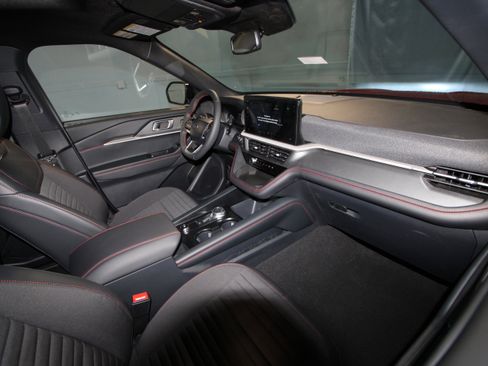 New 2026 Ford Explorer ST-Line w/ ST-Line Street Pack image 20