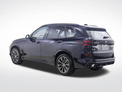 Used 2026 BMW X5 xDrive40i w/ M Sport Package AWD/4WD image 4