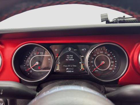 Used 2021 Jeep Wrangler Unlimited Rubicon AWD/4WD image 11