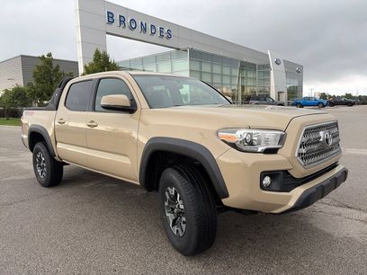 Used 2017 Toyota Tacoma TRD Off-Road w/ Tow Package (A/T)