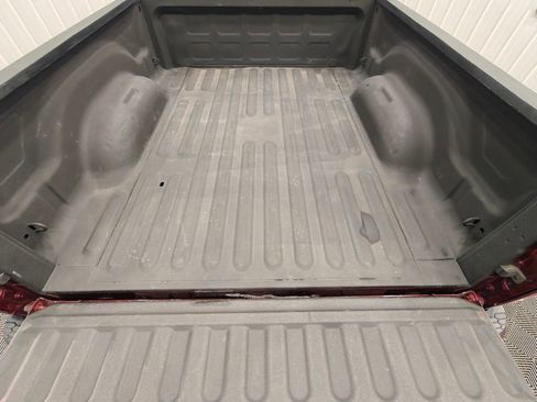 Used 2018 RAM 1500 Express AWD/4WD image 18