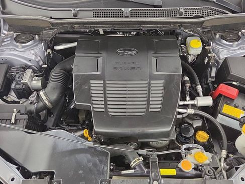 Used 2024 Subaru Forester Touring AWD/4WD image 32