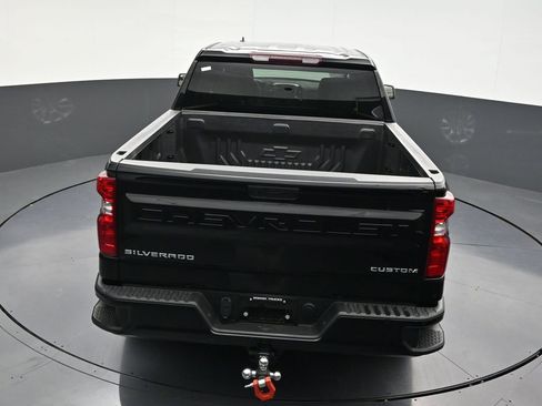 Used 2024 Chevrolet Silverado 1500 Custom image 17