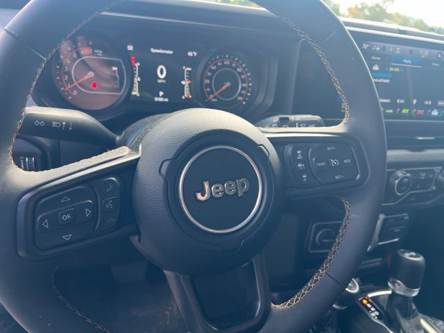 Used 2024 Jeep Wrangler Sport AWD/4WD image 10