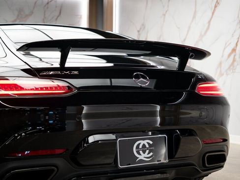 Used 2017 Mercedes-Benz AMG GT Coupe image 27