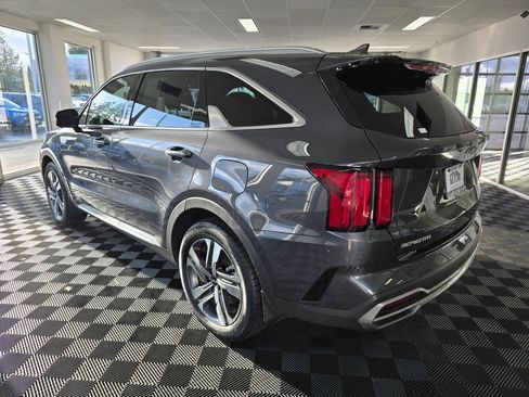 Used 2023 Kia Sorento SX Prestige image 5